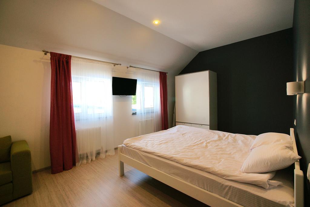 Apartment Zolotoy Bereg 5 Odesa Exterior photo